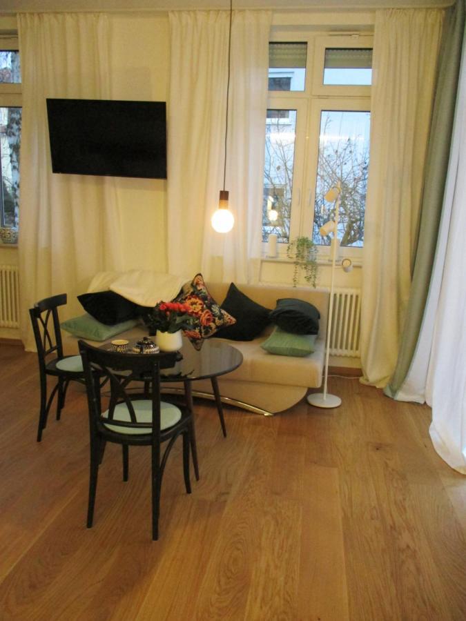 Apartment Am Apfelbaum Reutlingen Ngoại thất bức ảnh